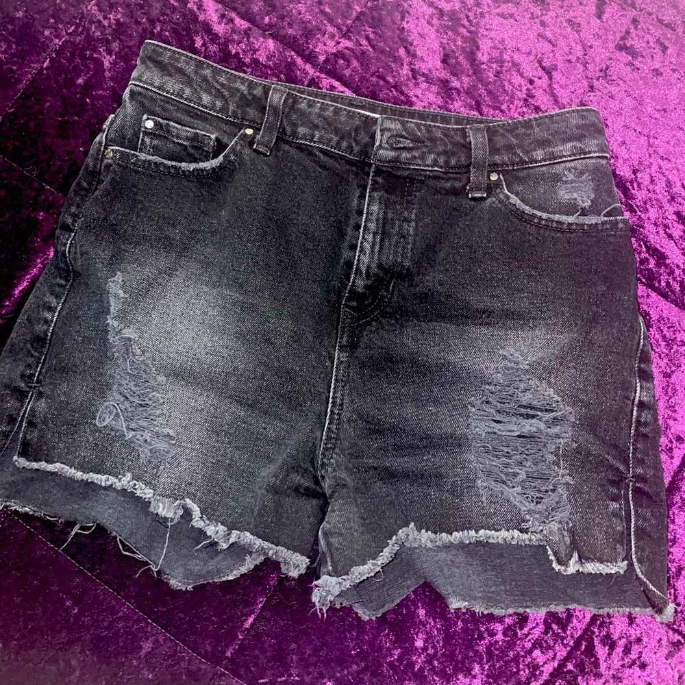Guess black shorts